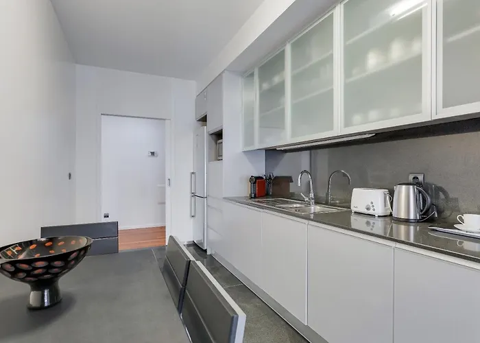 Ramos By Madeira פונשל